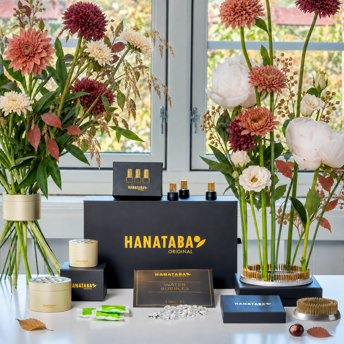 Autumn package including hanataba hampagne gold bouquet twister, kenzan ring 70 and 120 mm and magnetic mini kenzan, with flower nutrition and water beads from HANATABA ORIGINAL